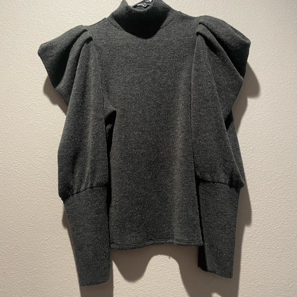 Elegant Gray Women's Sweater